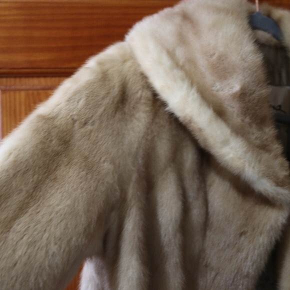 Evan's Vintage Fur Coat Cape 1950s - Picture 2 of 16